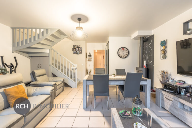 Photos du bien : Exclusivité – Neauphle-le-château – Maison de ville à proximité des commerces