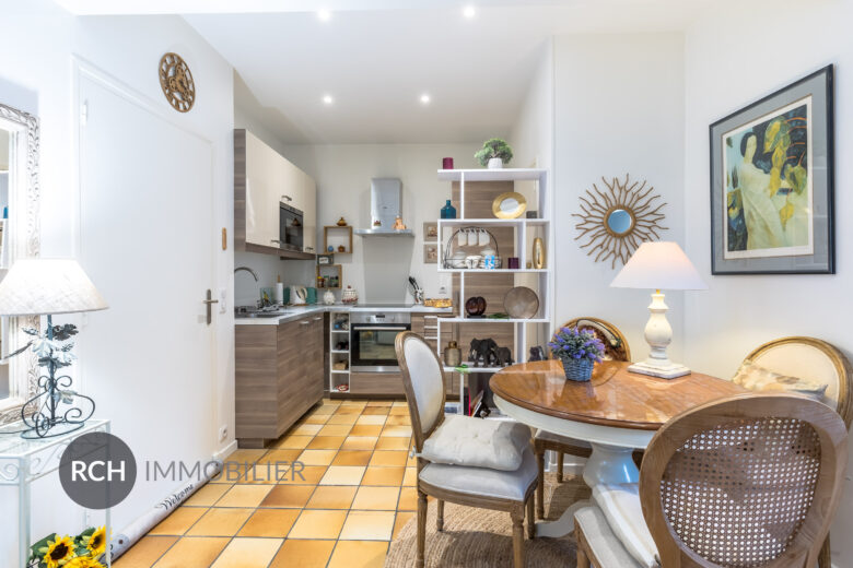 Photos du bien : Exclusivité – Richebourg – Bel appartement rénové
