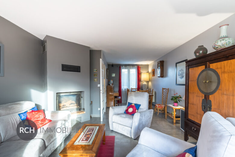 Photos du bien : Exclusivité – Elancourt – Maison au sein d’une résidence familiale avec toutes commodités à pied
