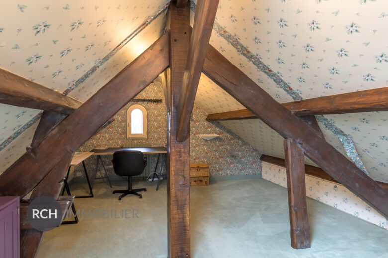 Photos du bien : Exclusivité – Bû – Charmante maison ancienne au coeur du village