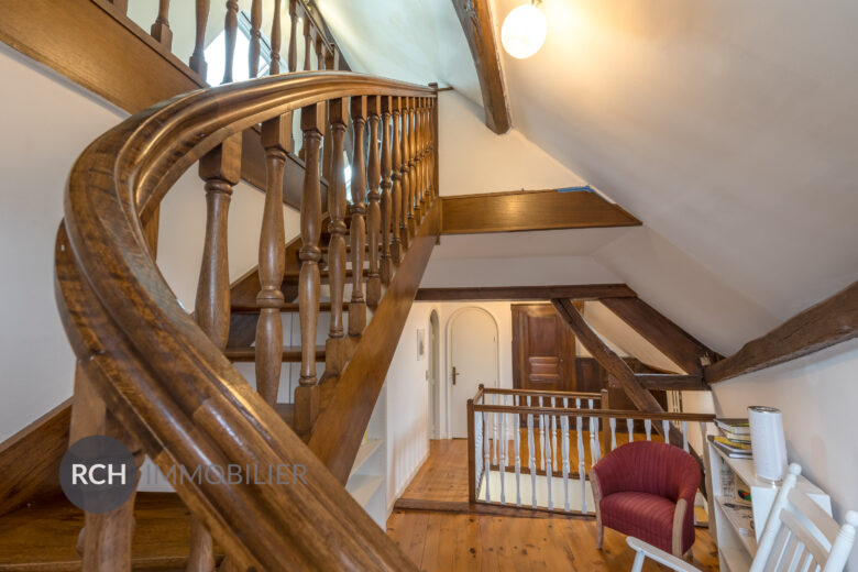 Photos du bien : Exclusivité – Bû – Charmante maison ancienne au coeur du village