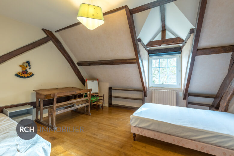 Photos du bien : Exclusivité – Bû – Charmante maison ancienne au coeur du village