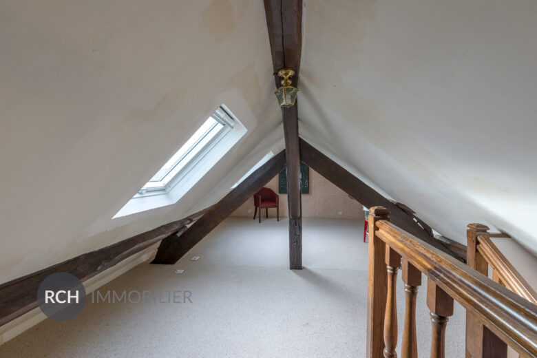 Photos du bien : Exclusivité – Bû – Charmante maison ancienne au coeur du village