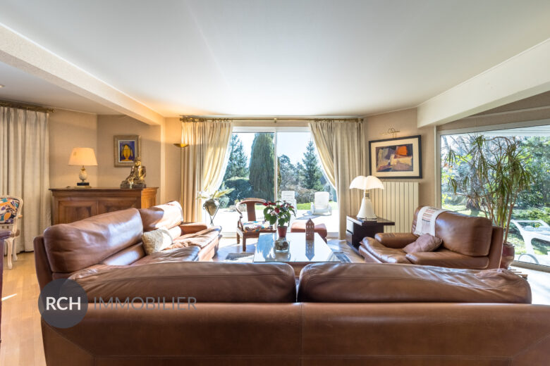 Photos du bien : Septeuil – Belle maison contemporaine et familiale avec vue dégagée