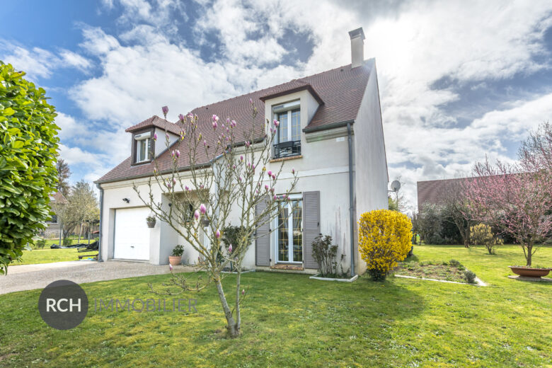 Photos du bien : Bazainville – Maison traditionnelle et familiale avec école à pied