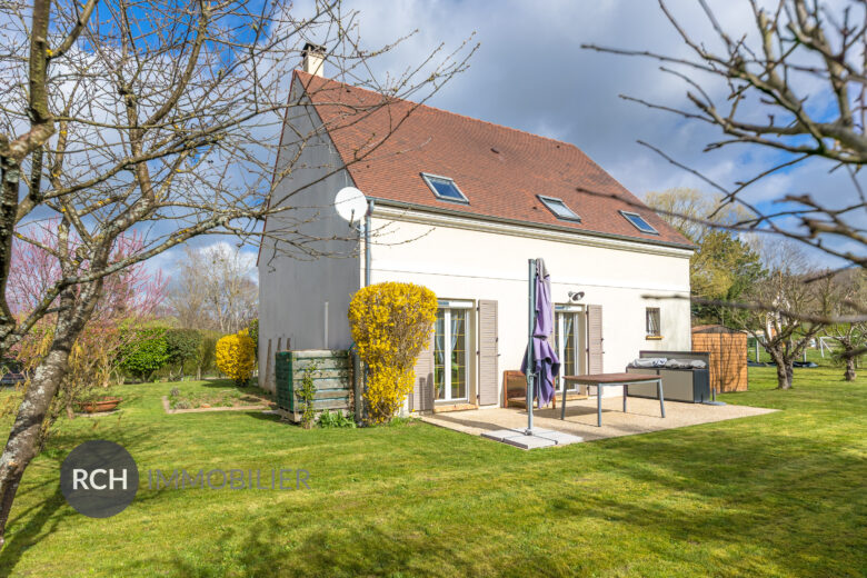 Photos du bien : Bazainville – Maison traditionnelle et familiale avec école à pied