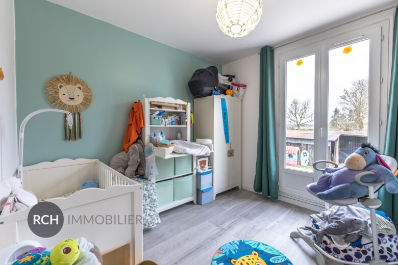 Photos du bien : Bourdonné – Maison de plain-pied dans un joli village