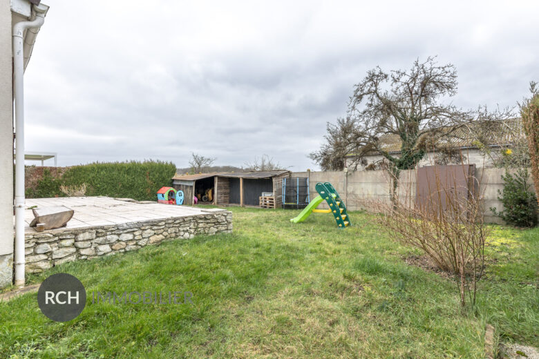 Photos du bien : Bourdonné – Maison de plain-pied dans un joli village