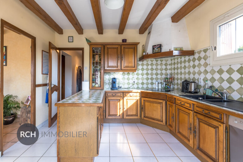 Photos du bien : Bourdonné – Grande maison traditionnelle et familiale avec piscine