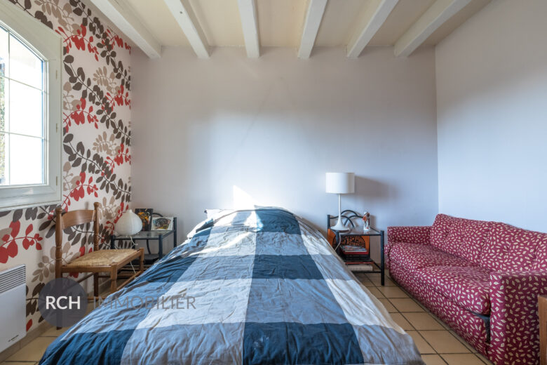 Photos du bien : Bourdonné – Grande maison traditionnelle et familiale avec piscine