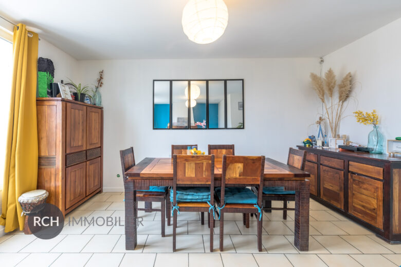 Photos du bien : Bourdonné – Maison de plain-pied dans un joli village