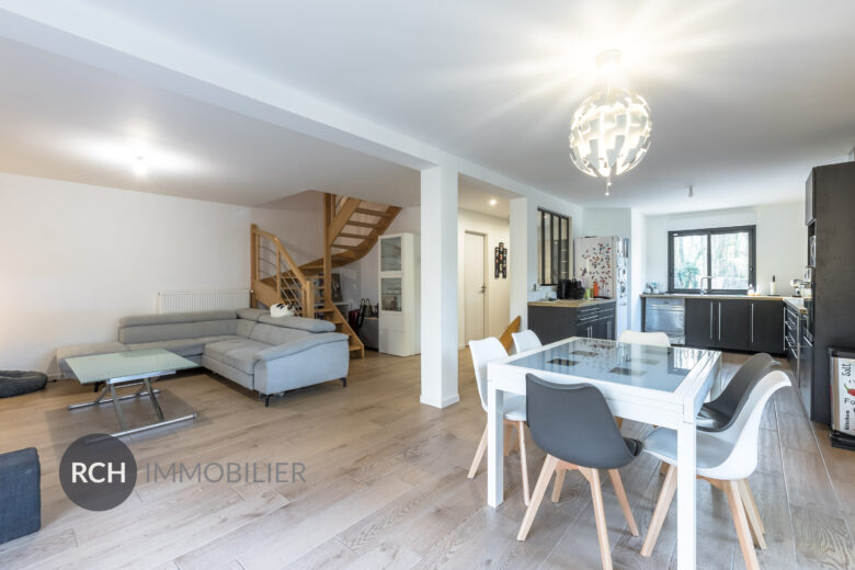 Photos du bien : Galluis – Maison neuve avec écoles et commerces à proximité