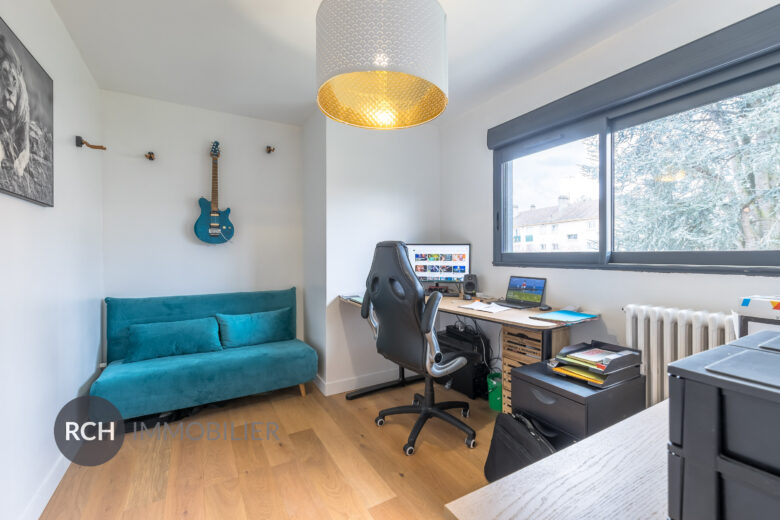 Photos du bien : Montfort l’Amaury – Jolie maison moderne à la décoration soignée