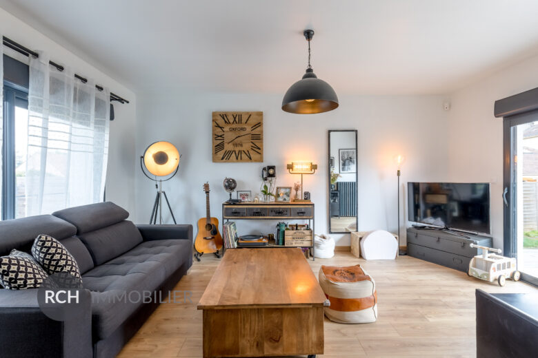 Photos du bien : Montfort l’Amaury – Jolie maison moderne à la décoration soignée