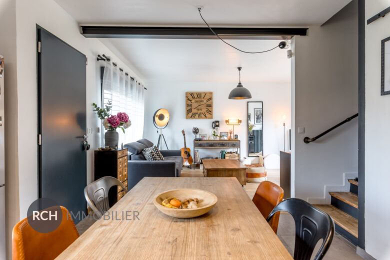 Photos du bien : Montfort l’Amaury – Jolie maison moderne à la décoration soignée