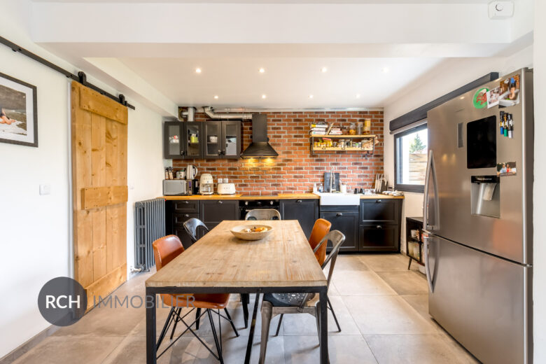 Photos du bien : Montfort l’Amaury – Jolie maison moderne à la décoration soignée