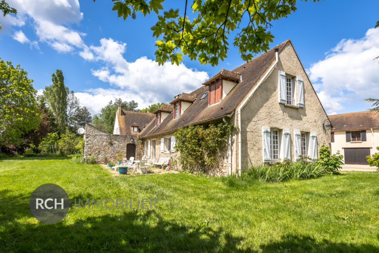 Photos du bien : Poigny-la-Forêt – Ensemble de caractère dans un écrin de nature