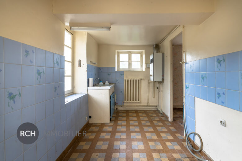Photos du bien : Exclusivité – Richebourg – Maison ancienne à rénover