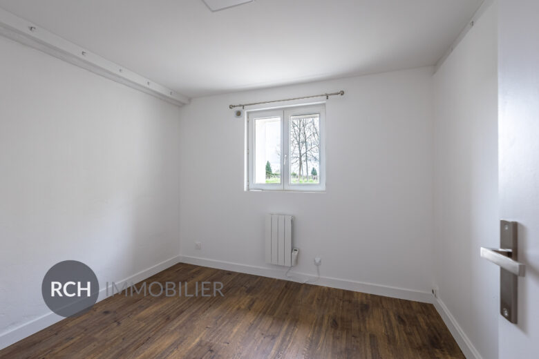 Photos du bien : Location – Condé-sur-Vesgre – Appartement T2 non meublé dans un environnement privilégié