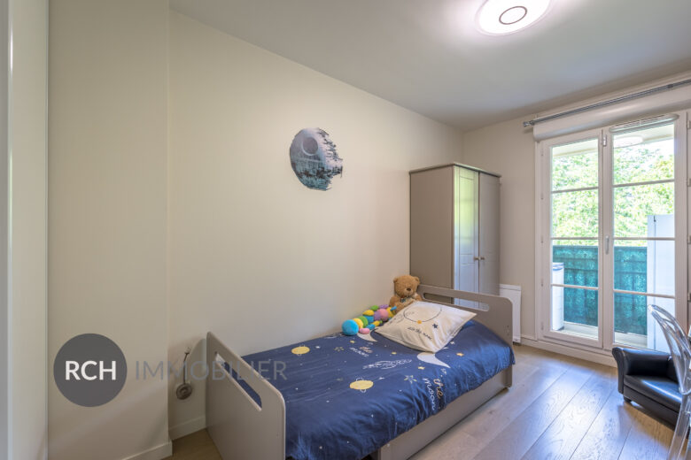 Photos du bien : Exclusivité – Fontenay-le-Fleury – Bel appartement F4 dans une résidence sécurisée