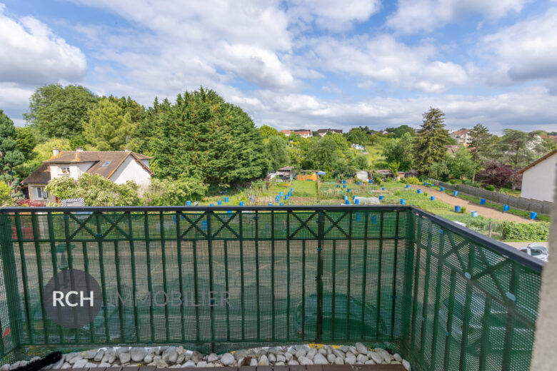 Photos du bien : Plaisir – Bel appartement F3 avec balcon et place de parking