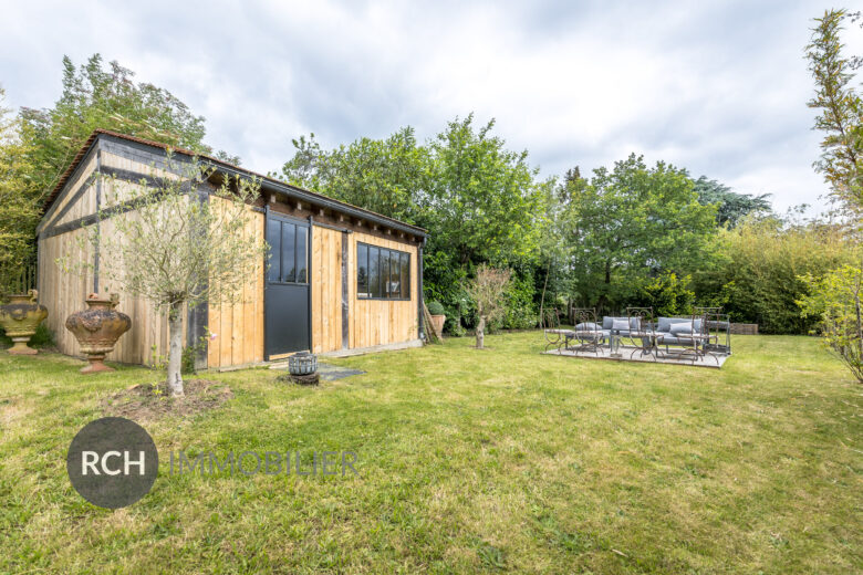 Photos du bien : Saint-Léger-en-Yvelines – Magnifique maison contemporaine en bois
