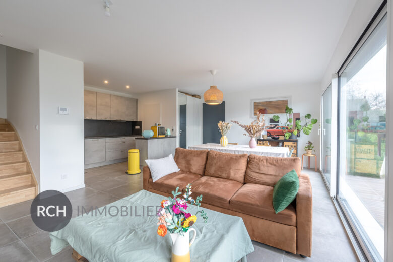 Photos du bien : Exclusivité – Gambais – Maison récente aux normes RE2020 sur terrain végétalisé et clôturé