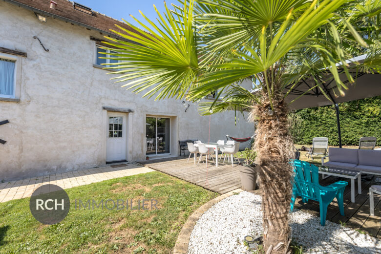 Photos du bien : Orvilliers – Jolie maison familiale en pierre sur deux niveaux