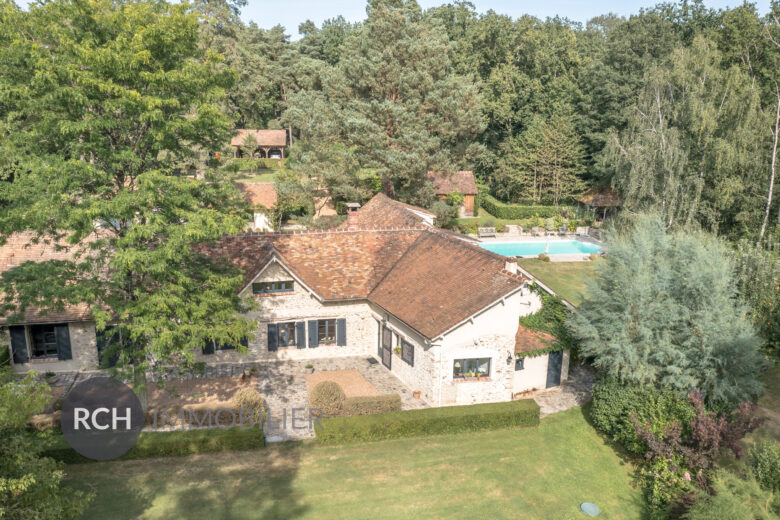 Photos du bien : Emancé – Propriété ancienne entièrement rénovée avec piscine