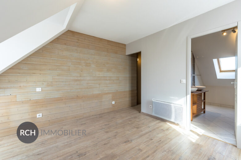 Photos du bien : Location – Saint-Germain-de-la-Grange – Maison contemporaine et lumineuse