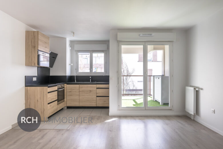 Photos du bien : Bois d’Arcy – Appartement T3 avec loggia dans une résidence de standing