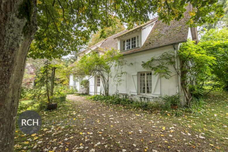 Photos du bien : Gambais – Authentique maison ancienne dans un secteur privilégié au calme