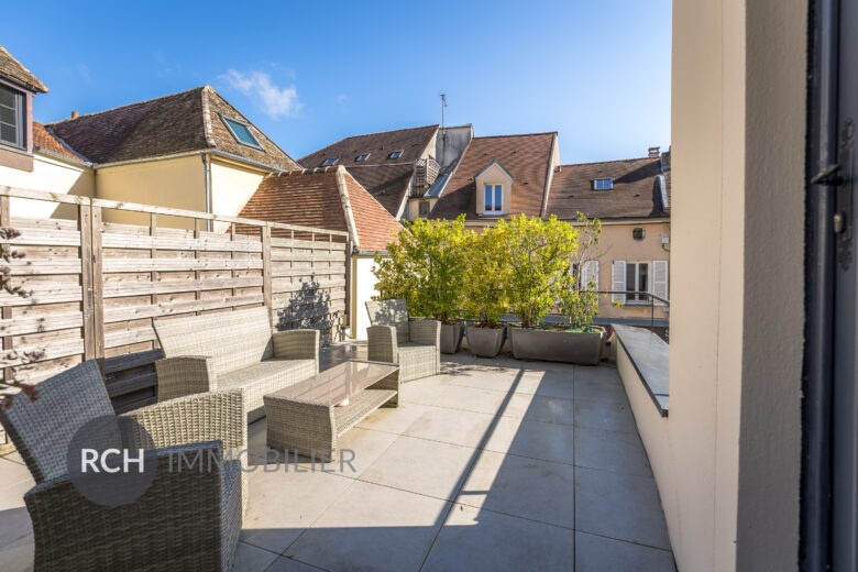 Photos du bien : Dans le centre historique de Montfort l’Amaury – Charmante maison entièrement rénovée