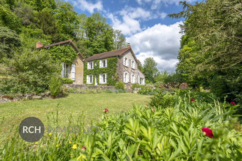 Photos du bien : Septeuil – Charmante maison ancienne avec vue imprenable sur le village