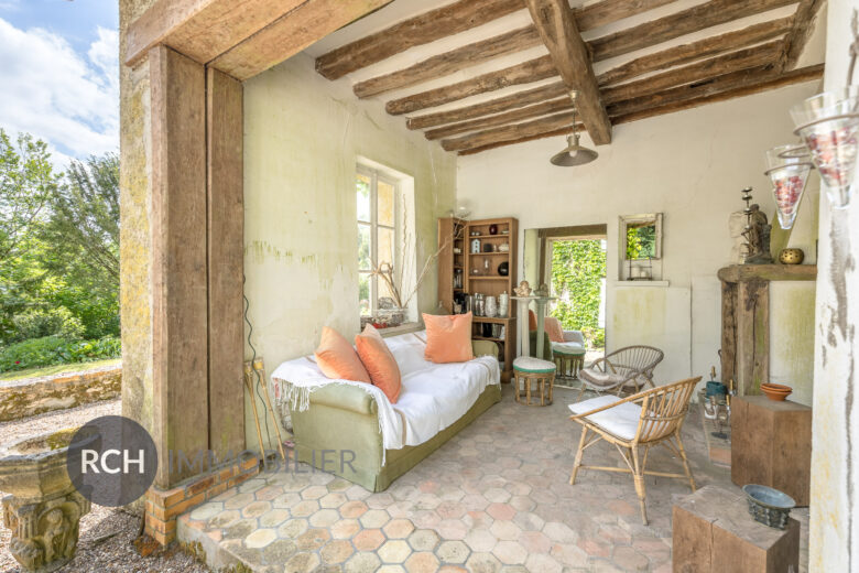 Photos du bien : Septeuil – Charmante maison ancienne avec vue imprenable sur le village