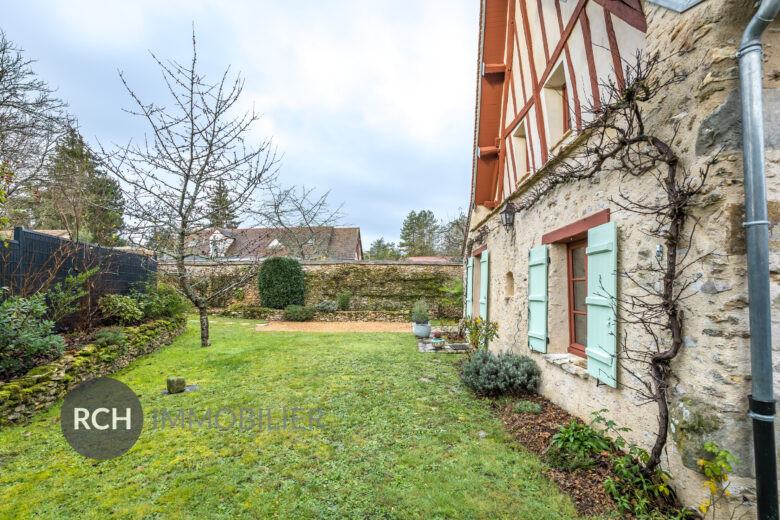 Photos du bien : Saint-Léger-en-Yvelines – Charmante maison ancienne rénovée en coeur de village