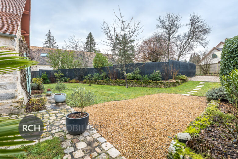 Photos du bien : Saint-Léger-en-Yvelines – Charmante maison ancienne rénovée en coeur de village