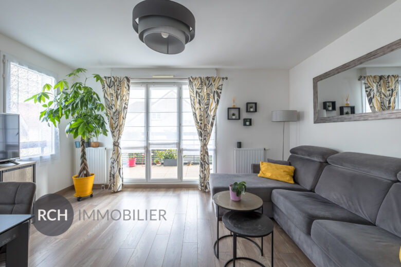 Photos du bien : Saint-Rémy-l’Honoré – Superbe appartement 3 pièces avec balcon