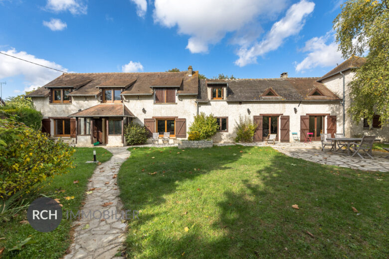 Photos du bien : Exclusivité – Boutigny-Prouais – Charmante Maison ancienne du 19ème siècle avec dépendances sur terrain arboré
