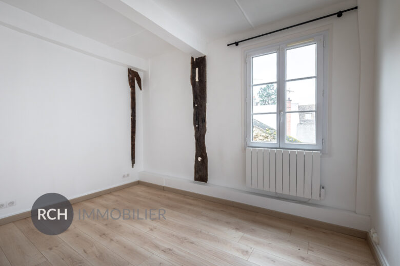 Photos du bien : Location – Montfort-l’Amaury Centre – Charmant appartement avec commerces à pied