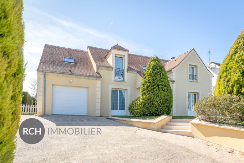 Photos du bien : Thoiry – Jolie maison familiale au calme