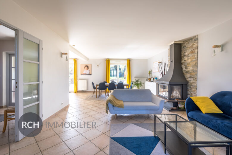 Photos du bien : Thoiry – Jolie maison familiale au calme