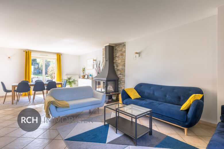 Photos du bien : Thoiry – Jolie maison familiale au calme