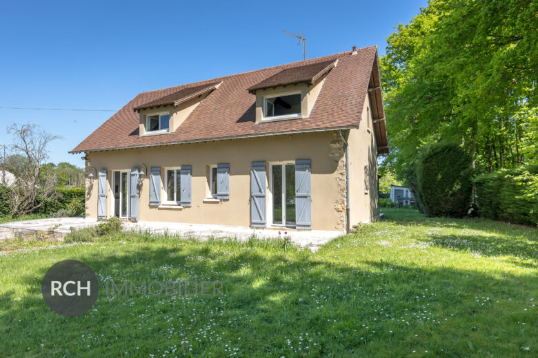 Photos du bien : Gambais – Lumineuse maison avec joli parc