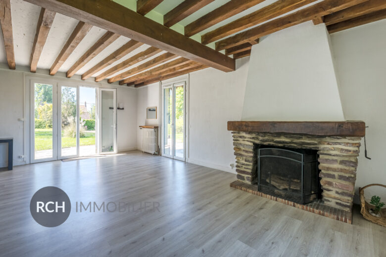 Photos du bien : Gambais – Lumineuse maison avec joli parc