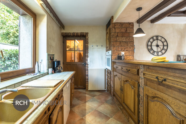 Photos du bien : Exclusivité – Boutigny-Prouais – Maison ancienne avec joli jardin