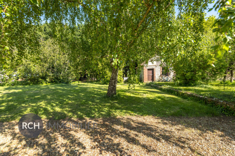 Photos du bien : Boutigny-Prouais – Grange viabilisée à aménager