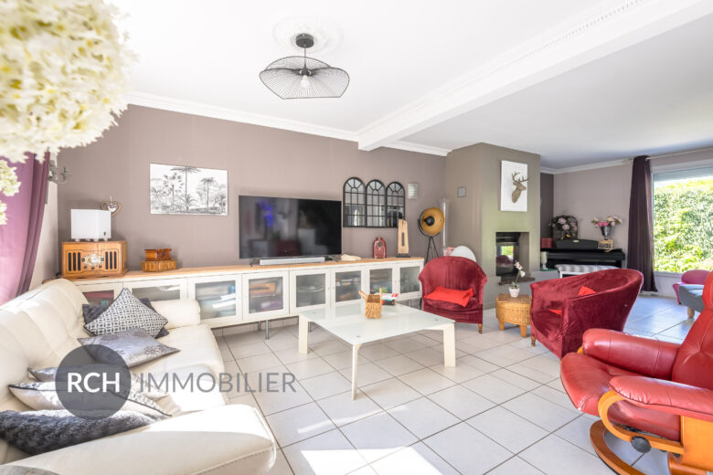Photos du bien : Gambais – Vaste maison familiale avec studio indépendant