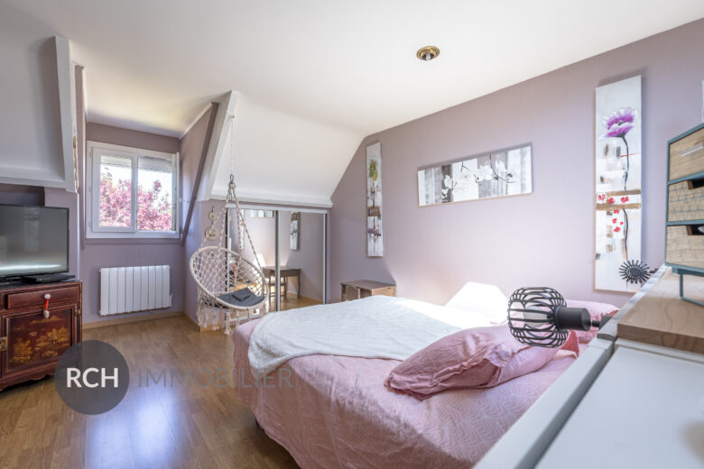 Photos du bien : Gambais – Vaste maison familiale avec studio indépendant