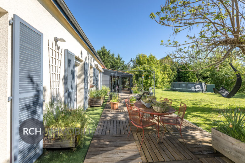 Photos du bien : Gambais – Vaste maison familiale avec studio indépendant